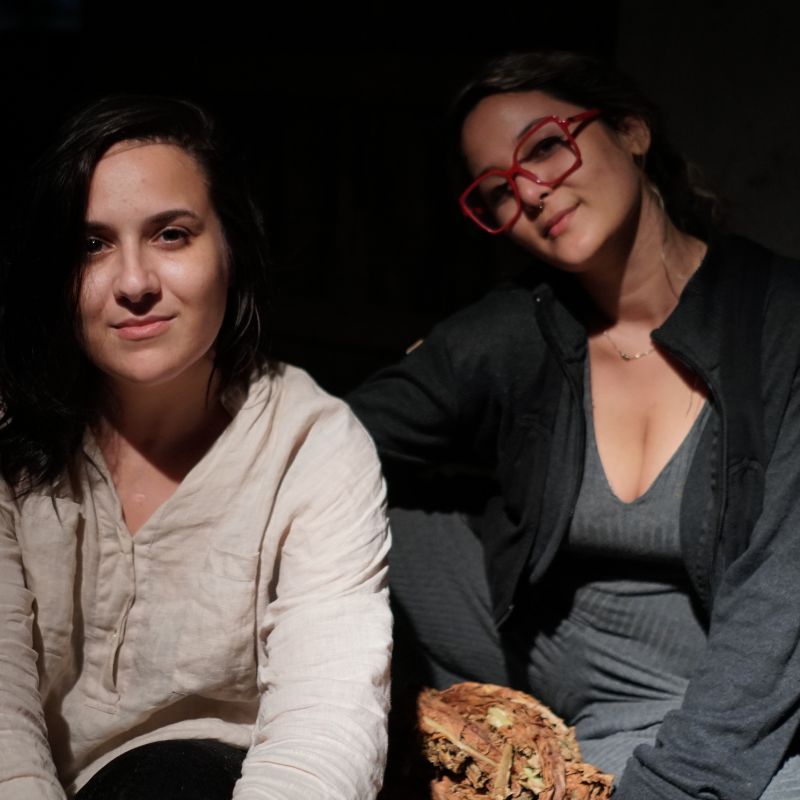 Izabella Vitório e Isa Magalhães